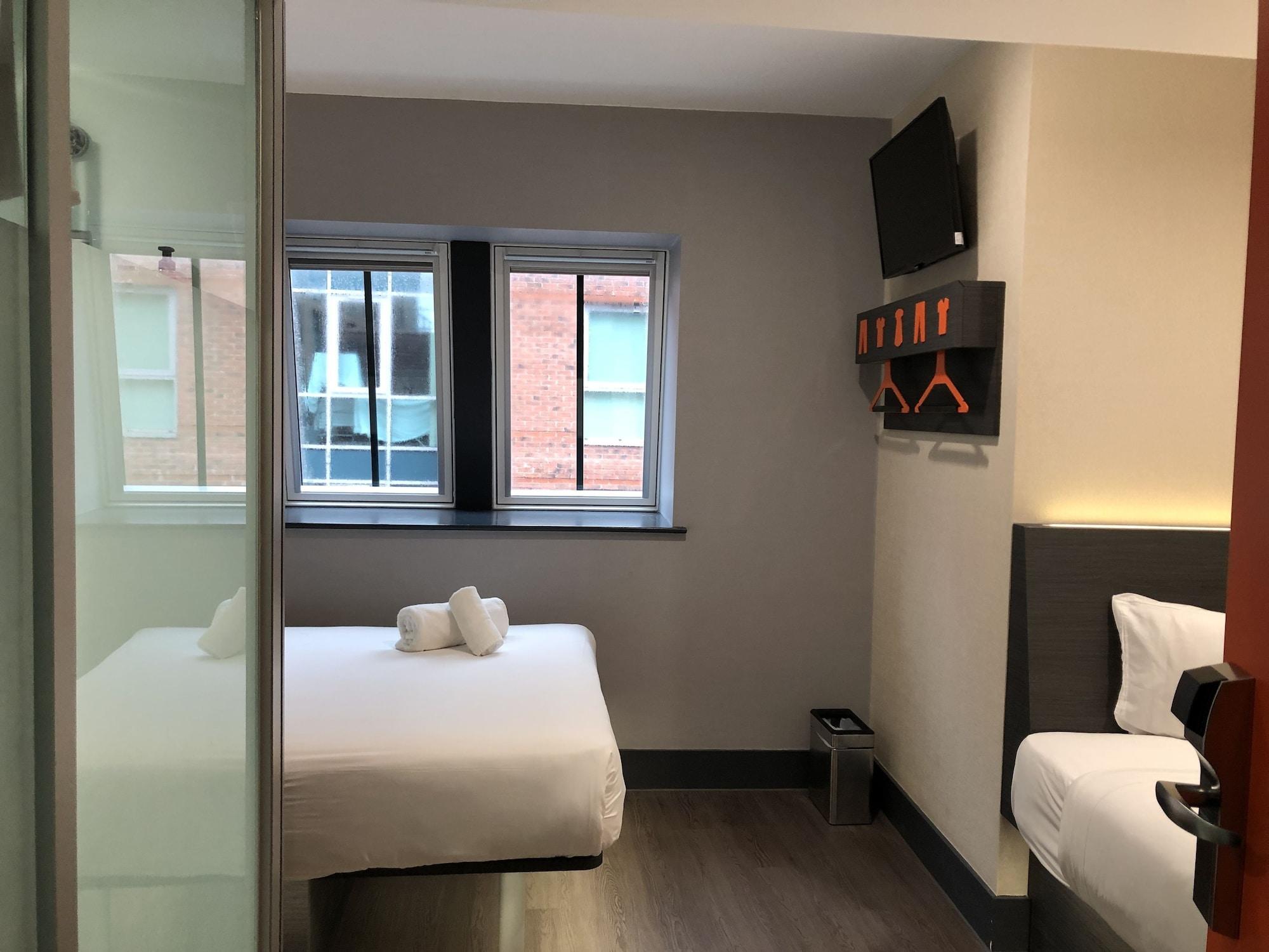 Easyhotel Birmingham Exterior foto