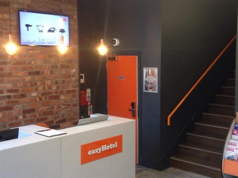 Easyhotel Birmingham Exterior foto